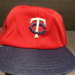 Minnesota Twins Vintage Made in USA SnapBack hat by Reynolds L/XL